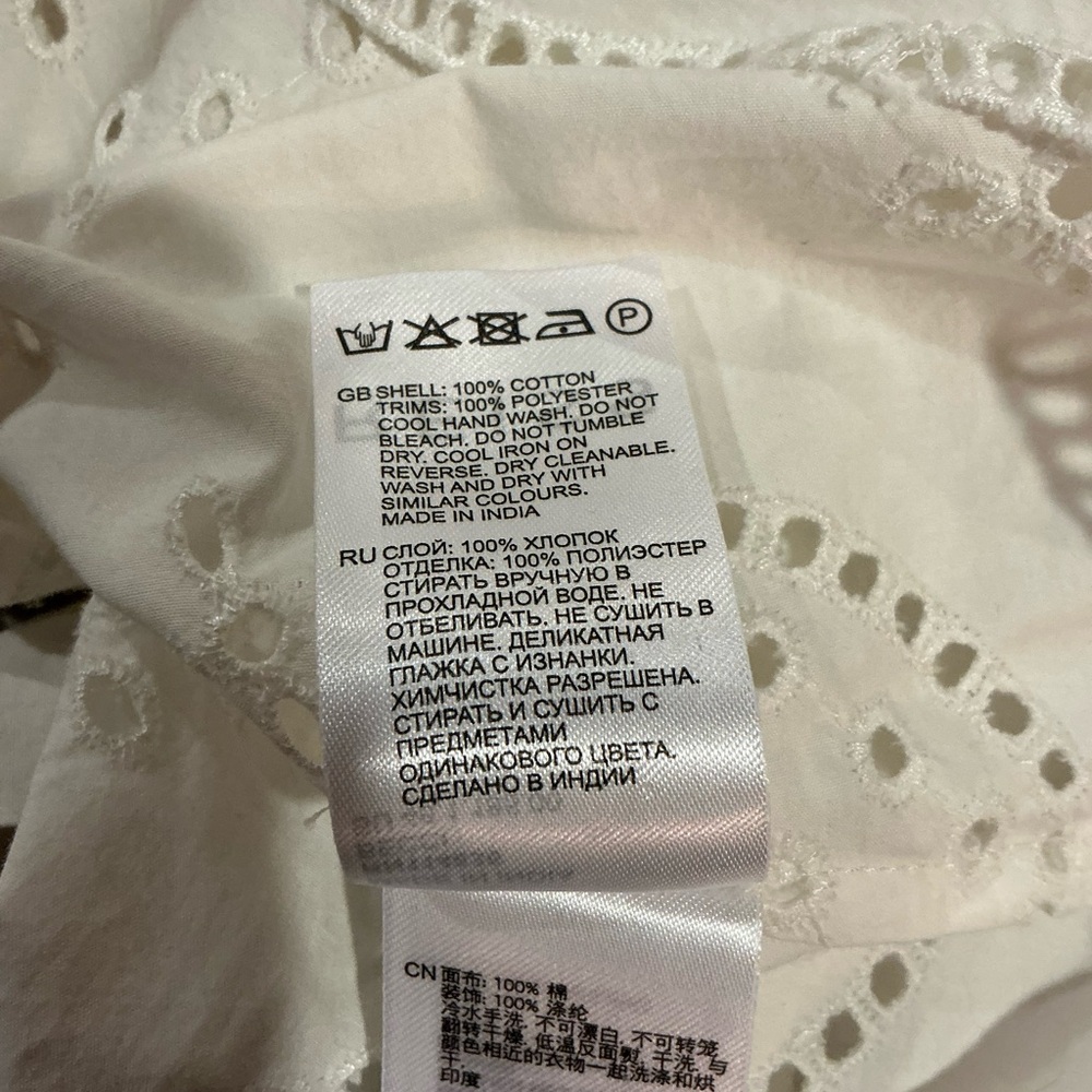 REISS Becci Elegant Embroidered Top - Picture 7 of 7